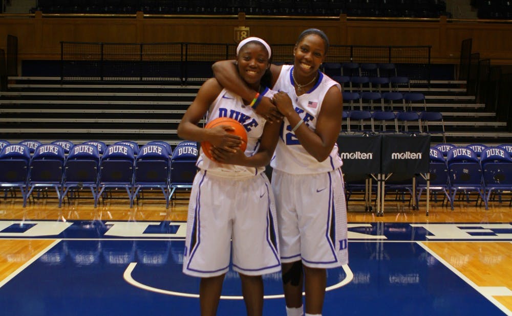 A close relationship off the court should help point guards Chelsea Gray and Alexis Jones mesh on the court this season.
