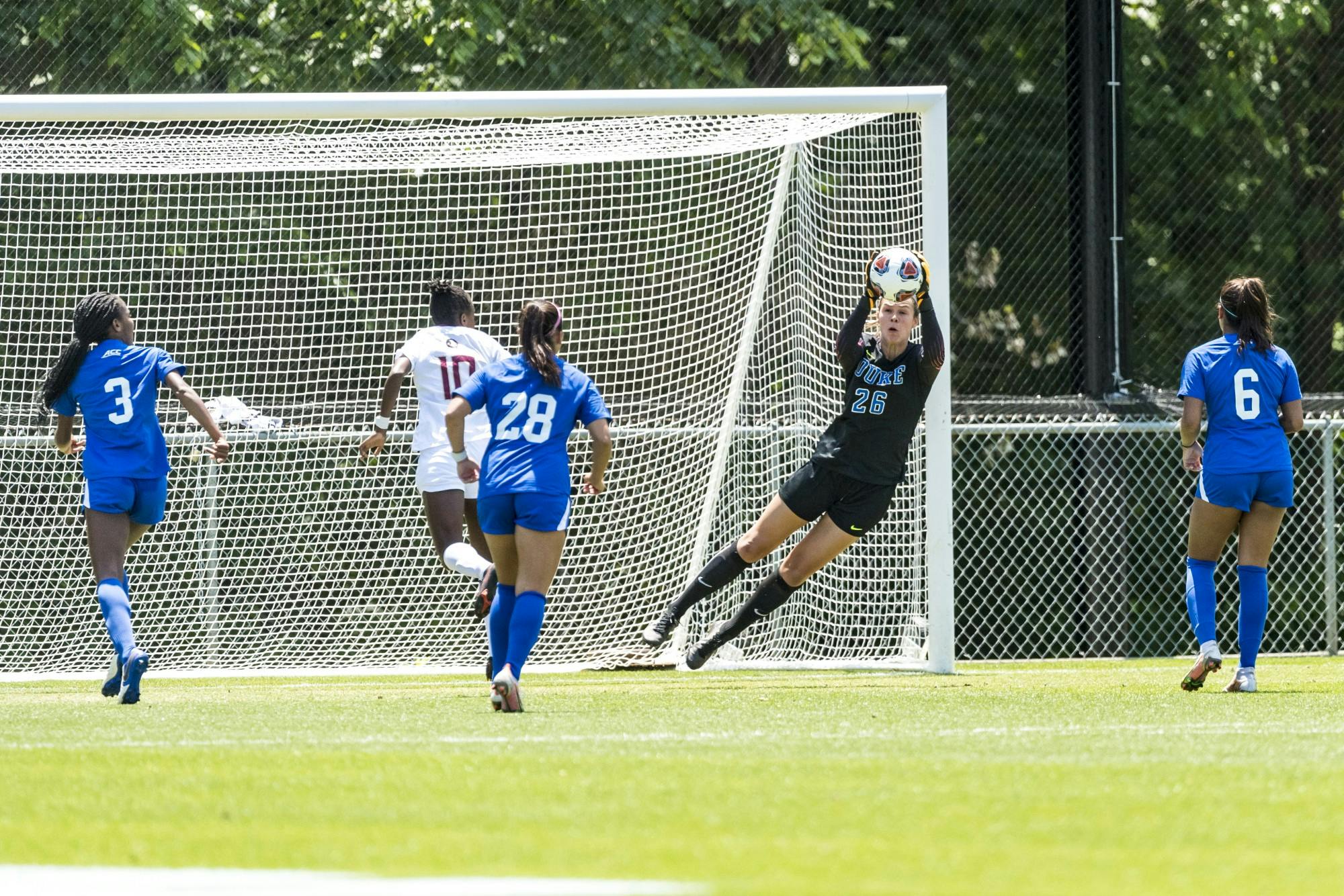 Duke women's soccer drops hard-fought Elite Eight match to Florida State in penalty kicks - The