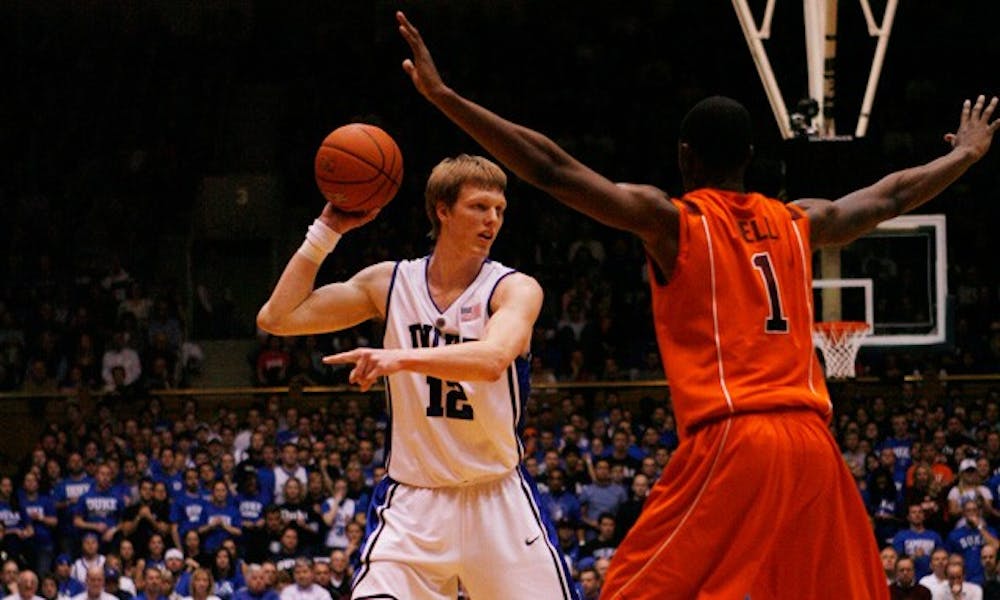 Singler will be asked to continue producing on offense, while guarding Jeff Allen Saturday.