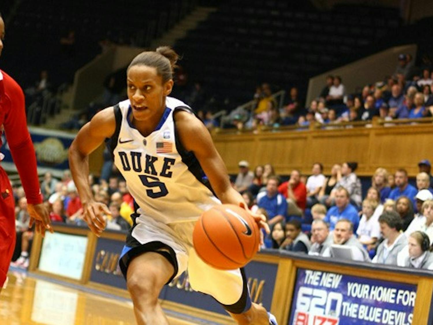 Senior Jasmine Thomas, who scored 19 against Charlotte in Duke’s last outing, will lead the Blue Devils in the third leg of their four-game road trip.