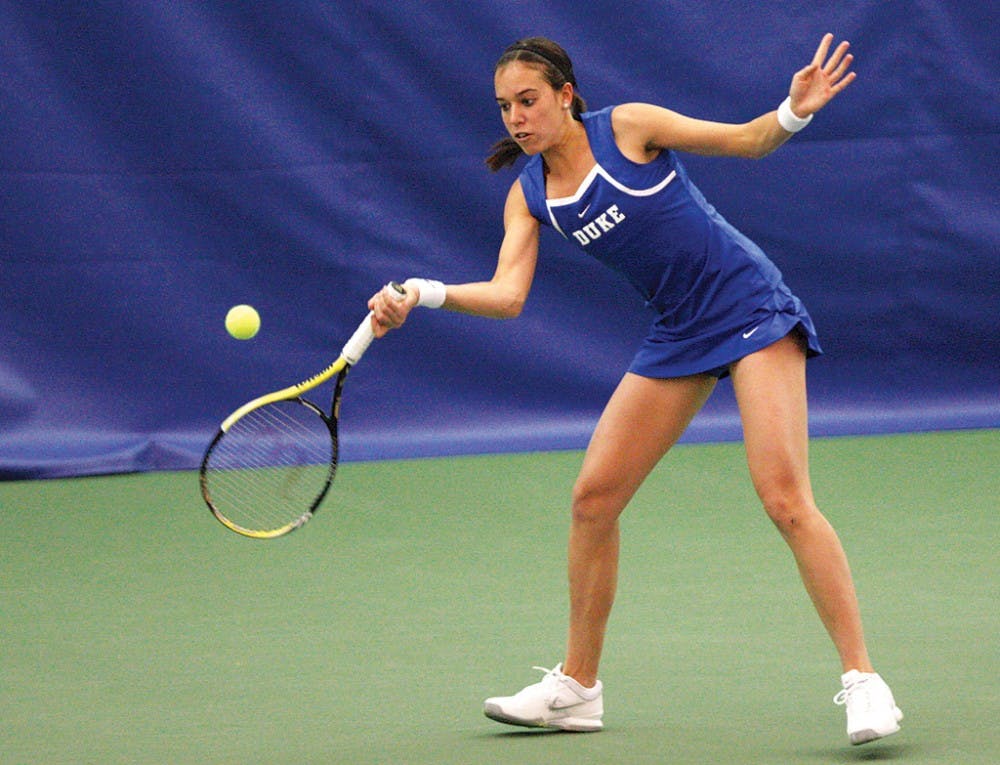 Blue Devil Beatrice Capra fell to UCLA’s Robin Anderson in a rematch of top 10 singles players at the ITA National Indoor Championships.