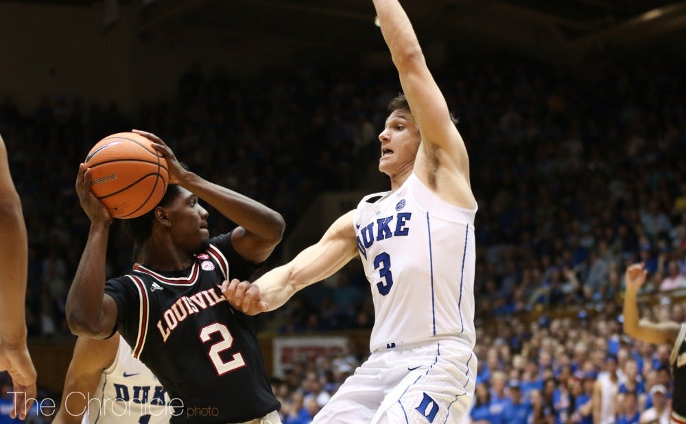 <p>Duke's stifling 2-3 zone limited Louisville to just 56 points and 35.9% shooting from the field.&nbsp;</p>