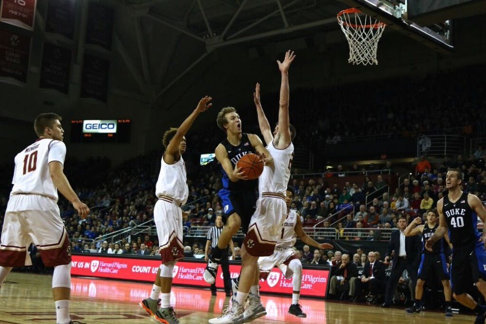 Freshman Luke Kennard caught fire in the second half, finishing with 17 points in the Blue Devil victory.