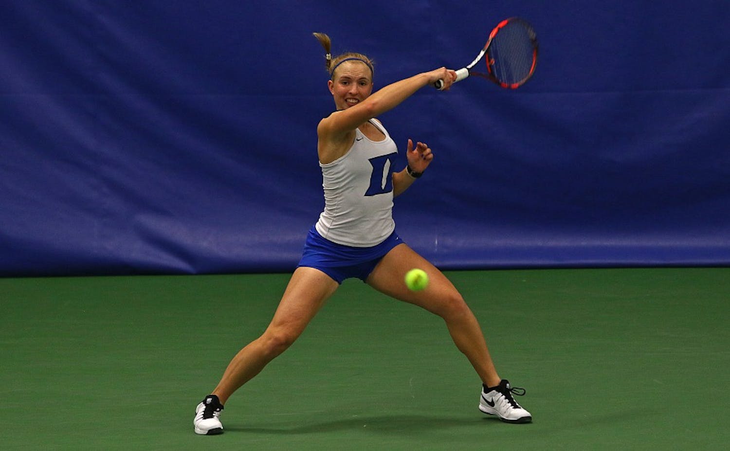 With senior Beatrice Capra unable to play on Senior Day due to illness, freshman Ellyse Hamlin stepped up and clinched a Duke win for the second straight match Tuesday.