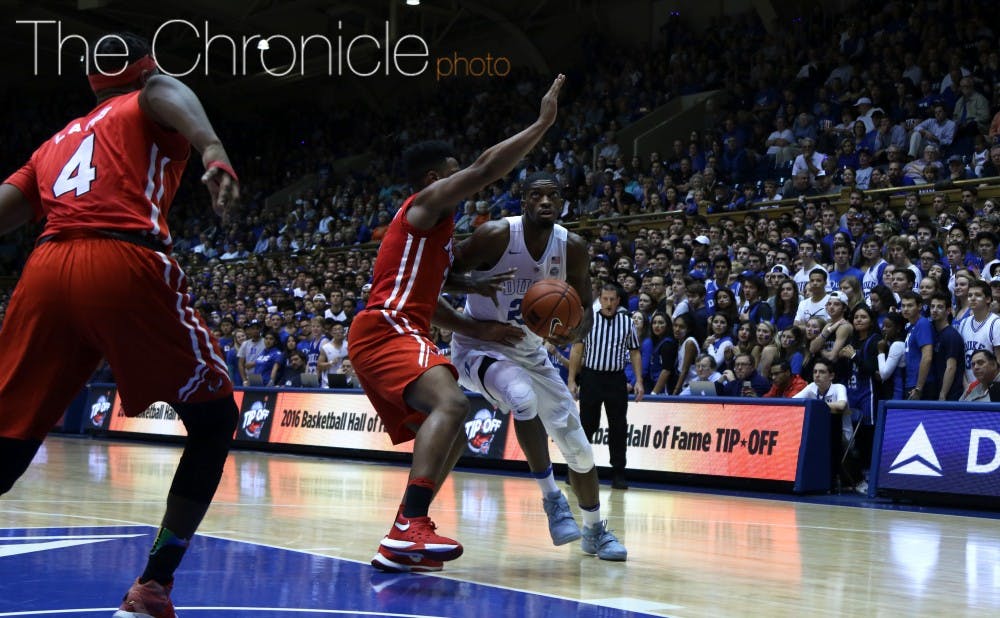 <p>Graduate student Amile Jefferson led the Blue Devils in scoring in the first half&nbsp;against Kansas but had seven total turnovers.&nbsp;</p>