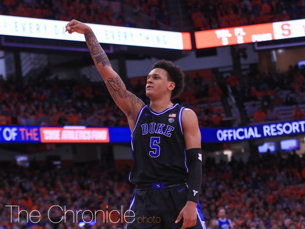 <p>Paolo Banchero's big first half helped the Blue Devils to jump out to a big lead against Syracuse.</p>