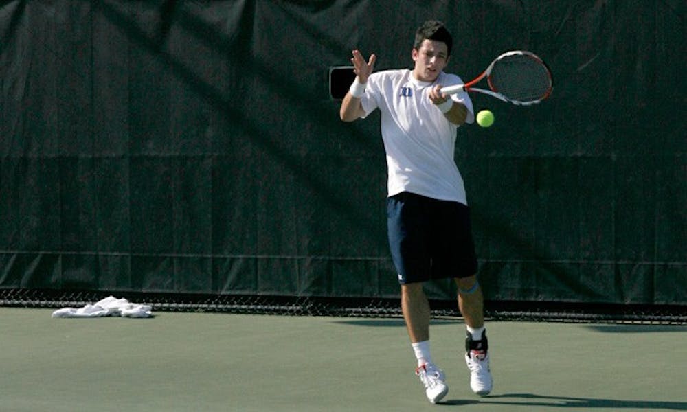 Henrique Cunha will be the favorite in his match at No. 1 singles against North Carolina.