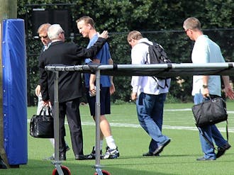 Peyton Manning met with Denver Broncos officials at the Duke football facilities two weeks ago.