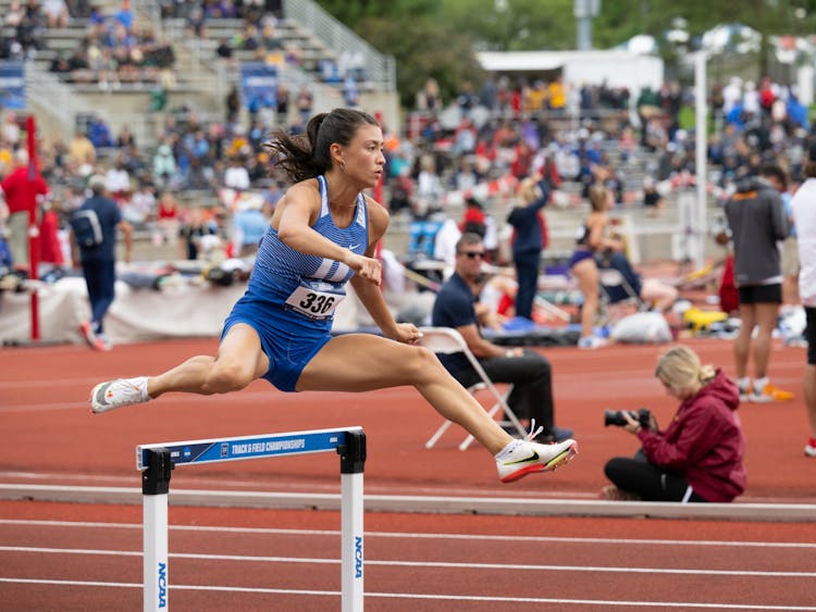 Graduate student Lauren Hoffman took bronze in the 400m hurdles.