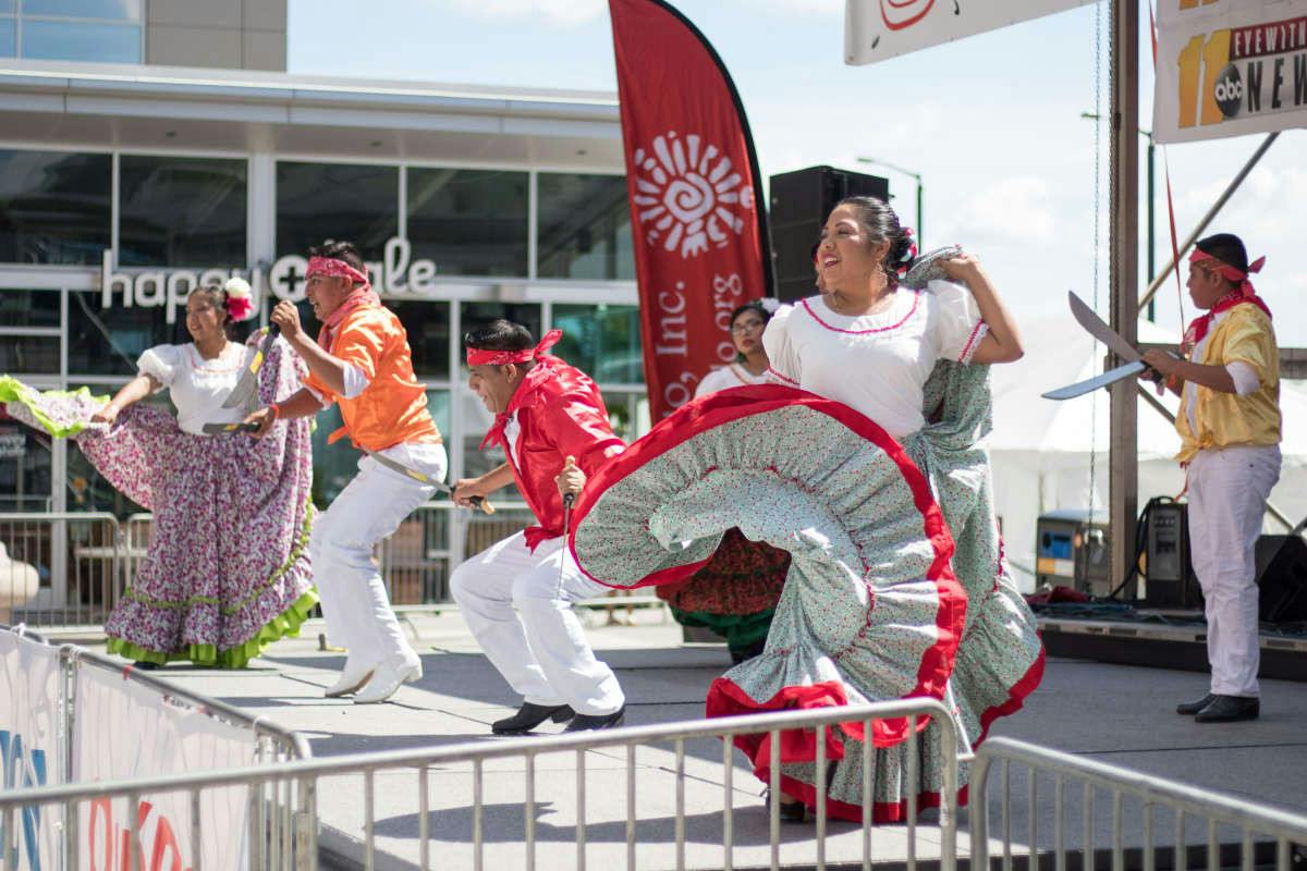 La Fiesta Del Pueblo returns to in person celebration in downtown Raleigh - Vimarsana News