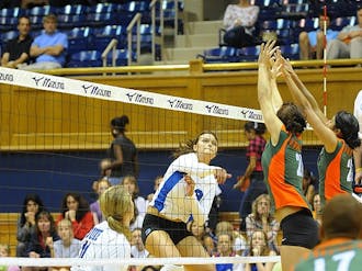 Sophia Dunworth’s 15 kills were not enough to prevent Duke from losing to Florida State.