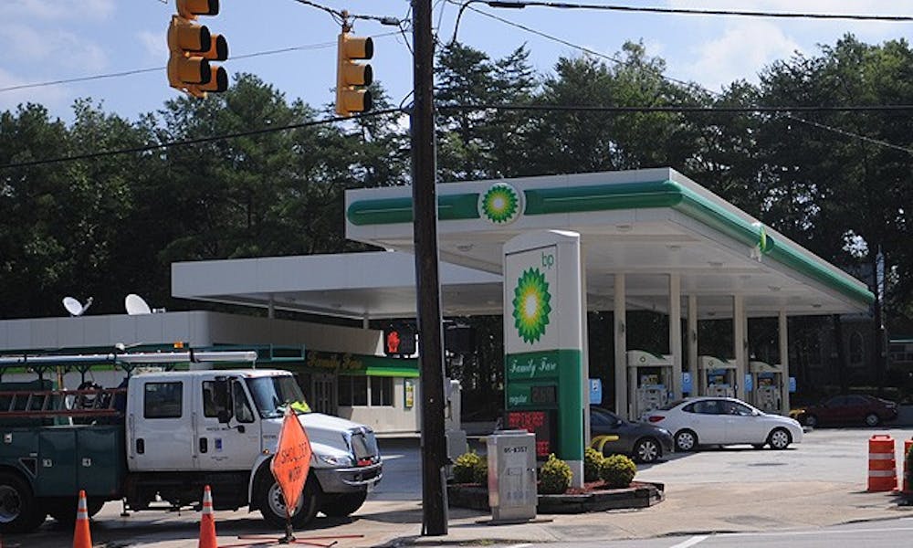 Despite public outrage over the BP oil spill in the Gulf of Mexico, few independently owned BP gas stations have seen a decline in business.