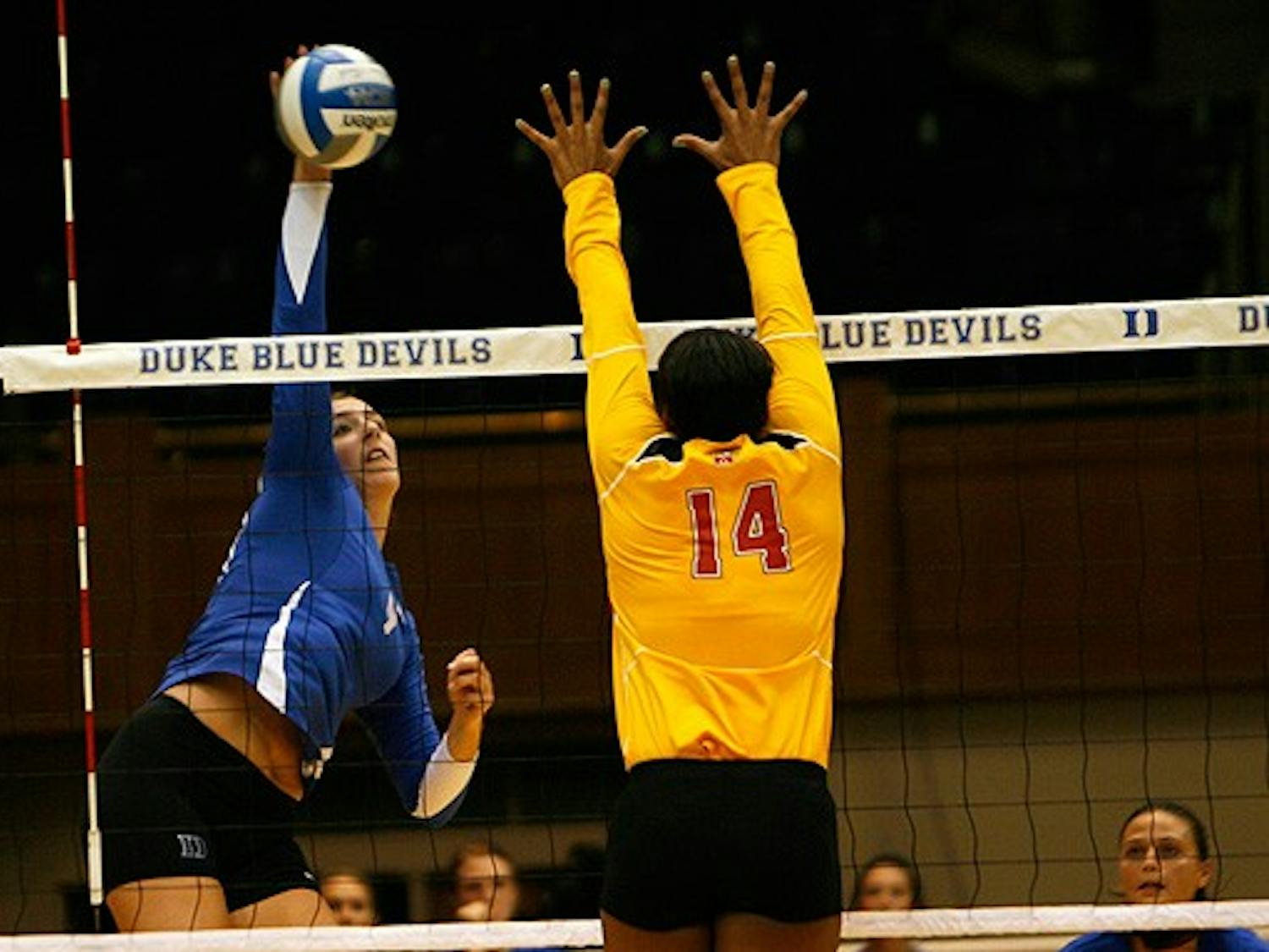 Amanda Robertson will lead a group of talented Duke outside hitters against the Tar Heels.