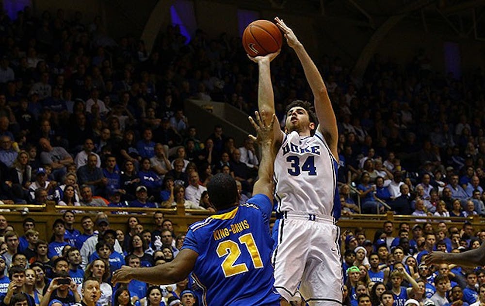 Ryan Kelly scored 18 points in just 24 minutes of playing time to lead Duke to an 88-50 win over Delaware.