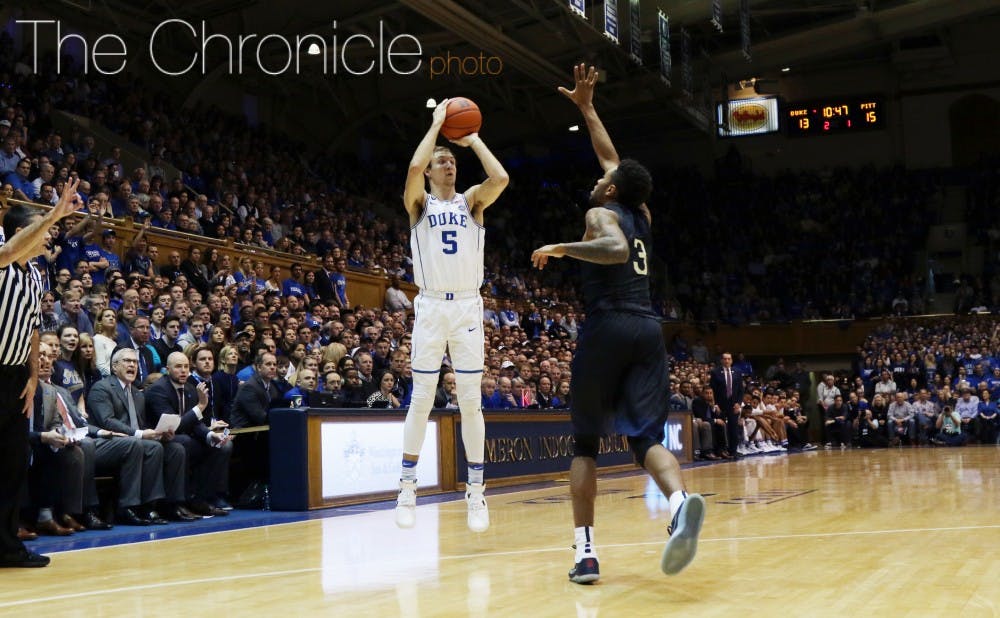 <p>Luke Kennard scored in double figures in two wins to help Duke improve to 6-4 in ACC play this week.</p>