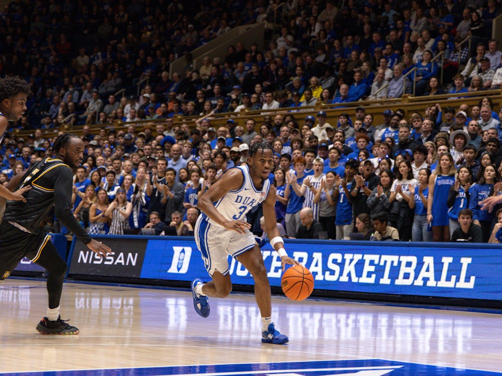 Duke men's basketball rises to No. 7 in the new AP poll. 