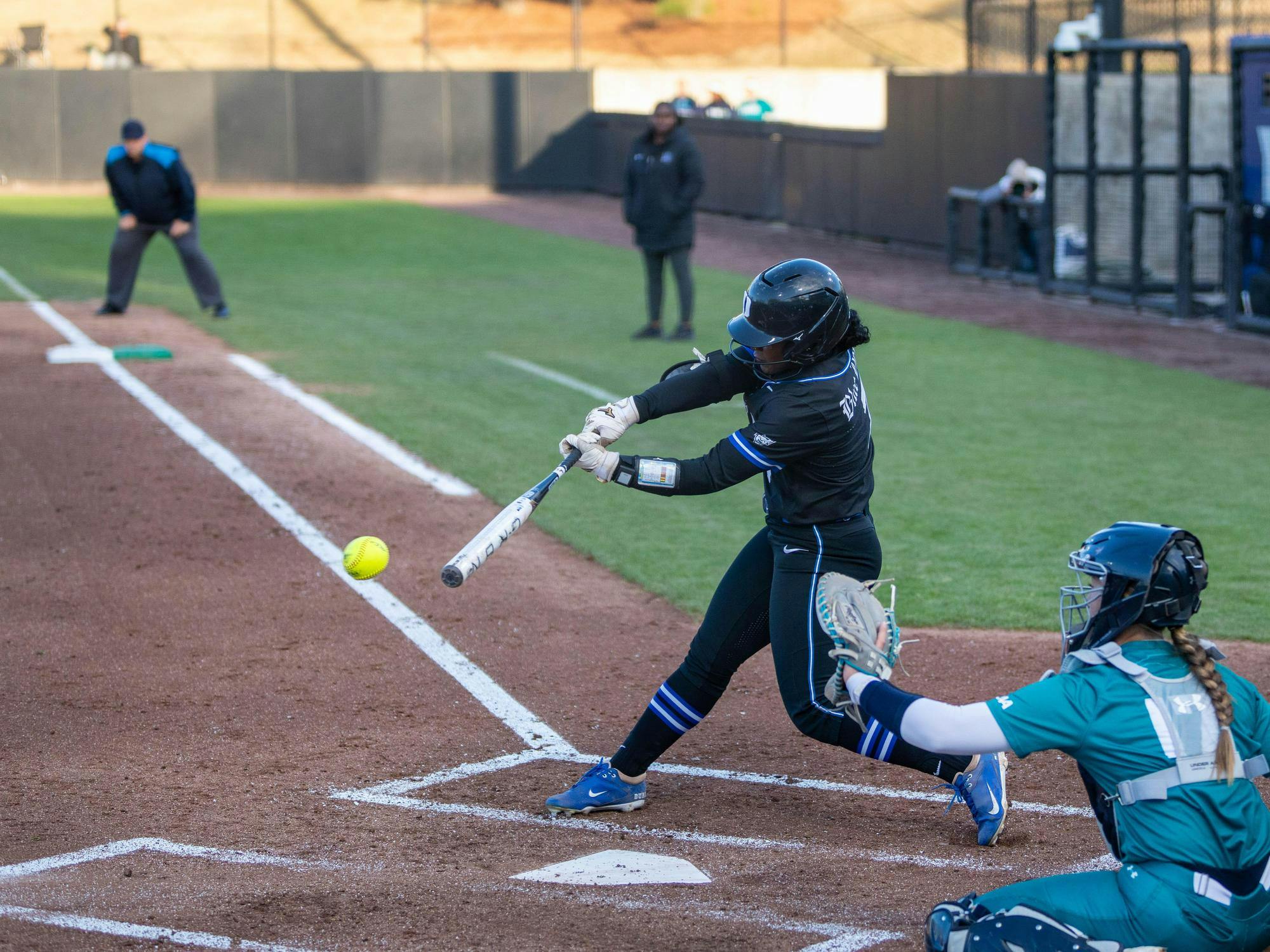 No. 3-seed Duke softball drops first Super Regional game to No. 2-seed Arkansas, run-ruled 14-5