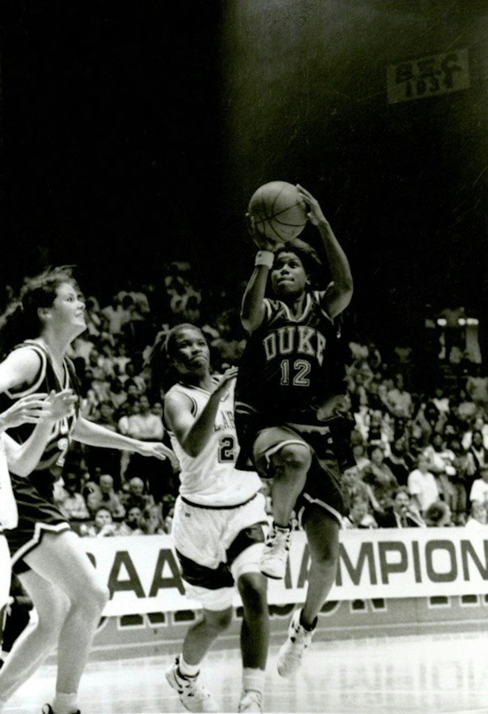 <p>Point guard Kira Orr poured in 30 points to keep Duke in the game before the Blue Devils ultimately fell 121-120.</p>