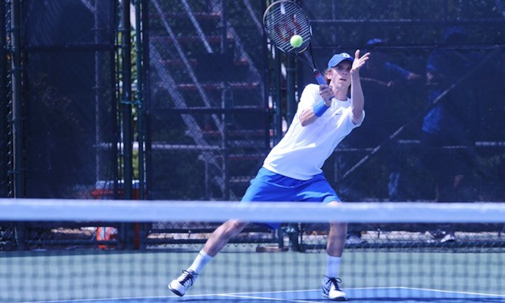 Playing against the nation’s second-best player, Alex Domijan, Reid Carleton watched his first set lead collapse. He then lost 6-0 in the second set.
