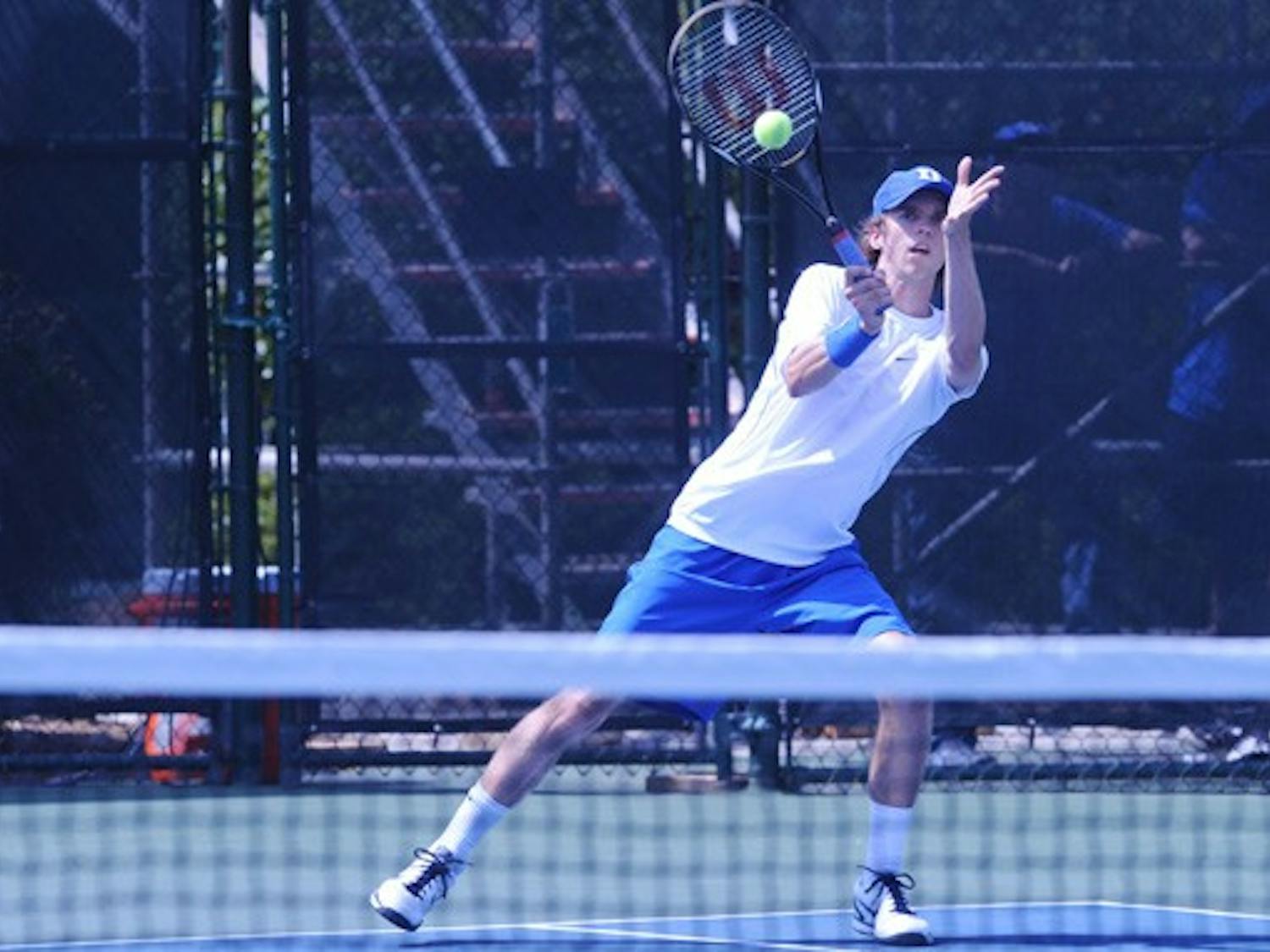 Playing against the nation’s second-best player, Alex Domijan, Reid Carleton watched his first set lead collapse. He then lost 6-0 in the second set.