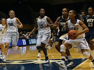 Chloe Wells [pictured] and Chelsea Gray average double-digit points each, but the two were held to 11 combined Thursday night.