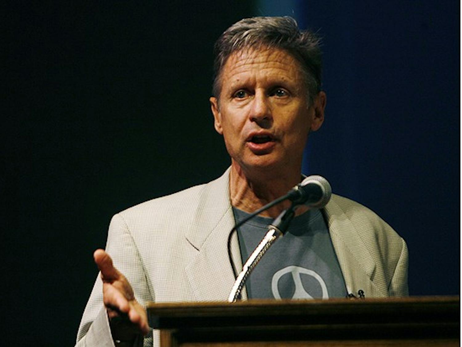 Libertarian presidential candidate Gary Johnson urged students and other supporters to vote for him at Reynolds Theater Wednesday as part of a campaign tour that includes 15 colleges.