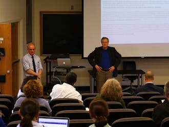 Dean Steve Nowicki presented about the proposed undergraduate advising changes to give students more attention at Thursday's meeting.&nbsp;