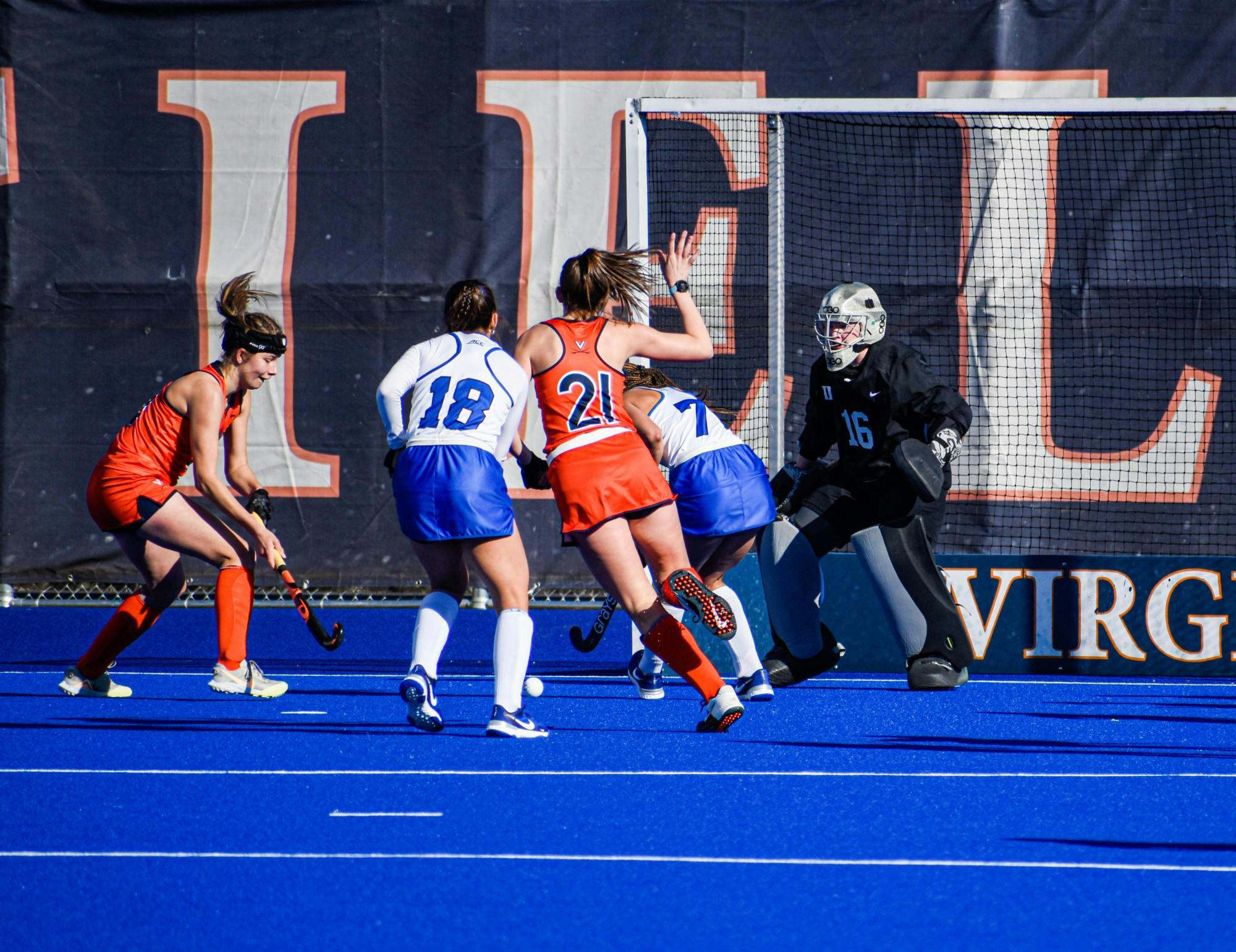 Freshmen Piper Hampsch, Darcy Bourne lead Duke field hockey to shutout