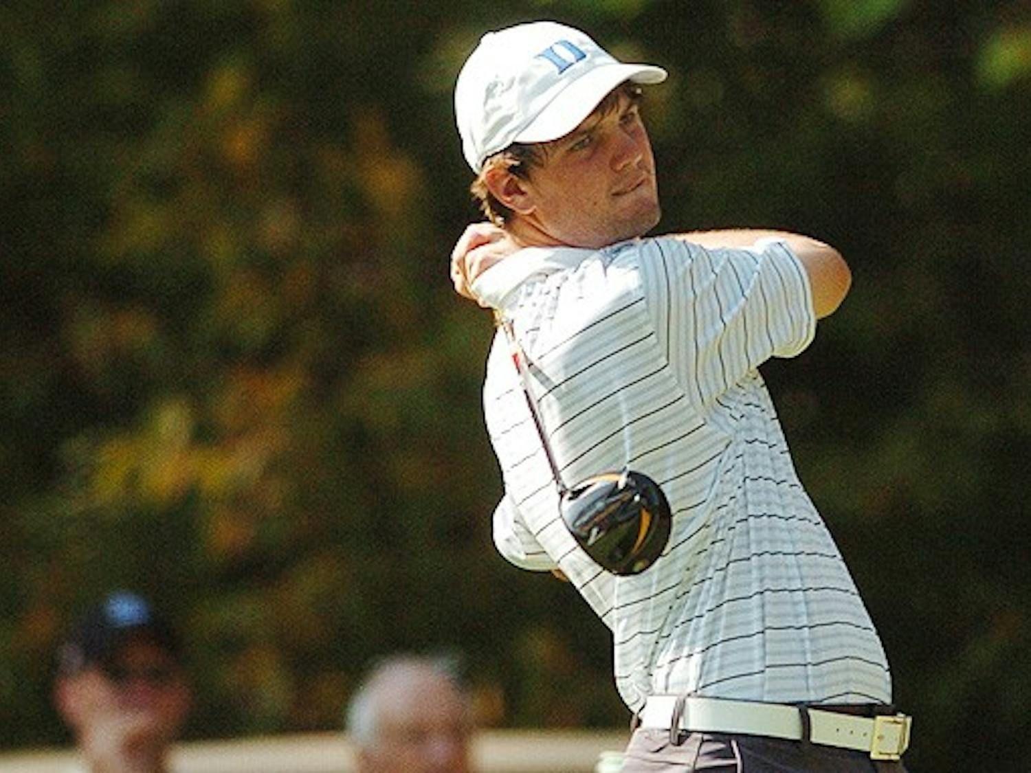 Duke’s No. 2 golfer, Wes Roach, played less than steller, but the rest of the Blue Devils went low Monday.