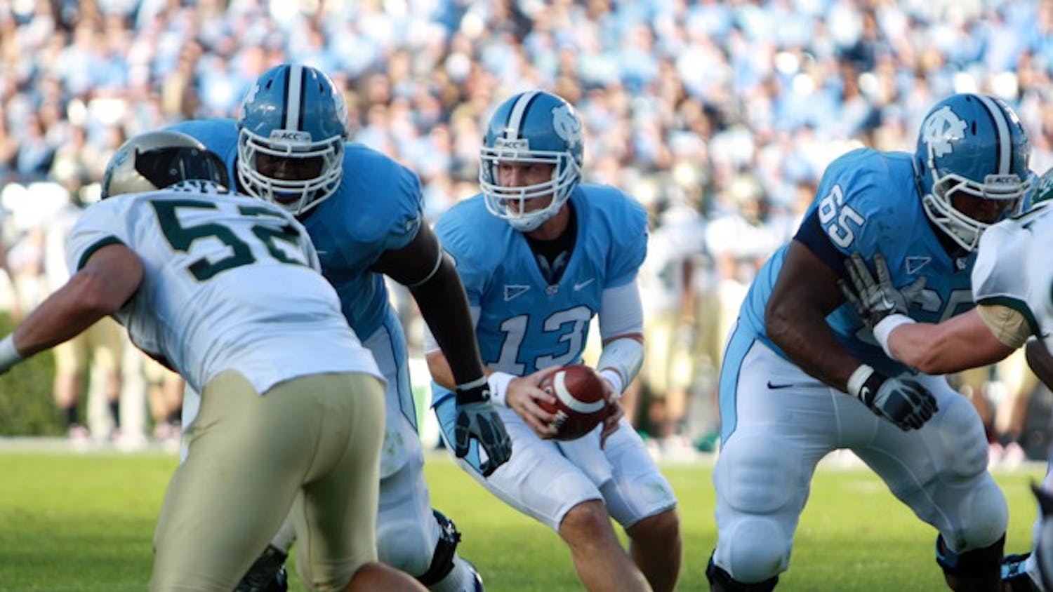 Members of UNC’s offensive line collected themselves in the second half and gave quarterback T.J. Yates time to lead two fourth-quarter touchdown drives.