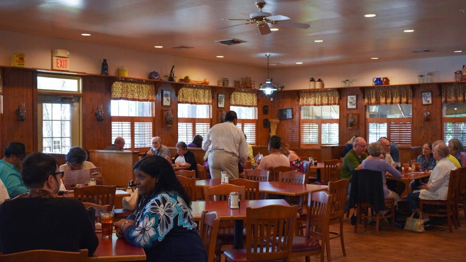 Customers dine at Mama Dip's Kitchen for lunch on May 24. 