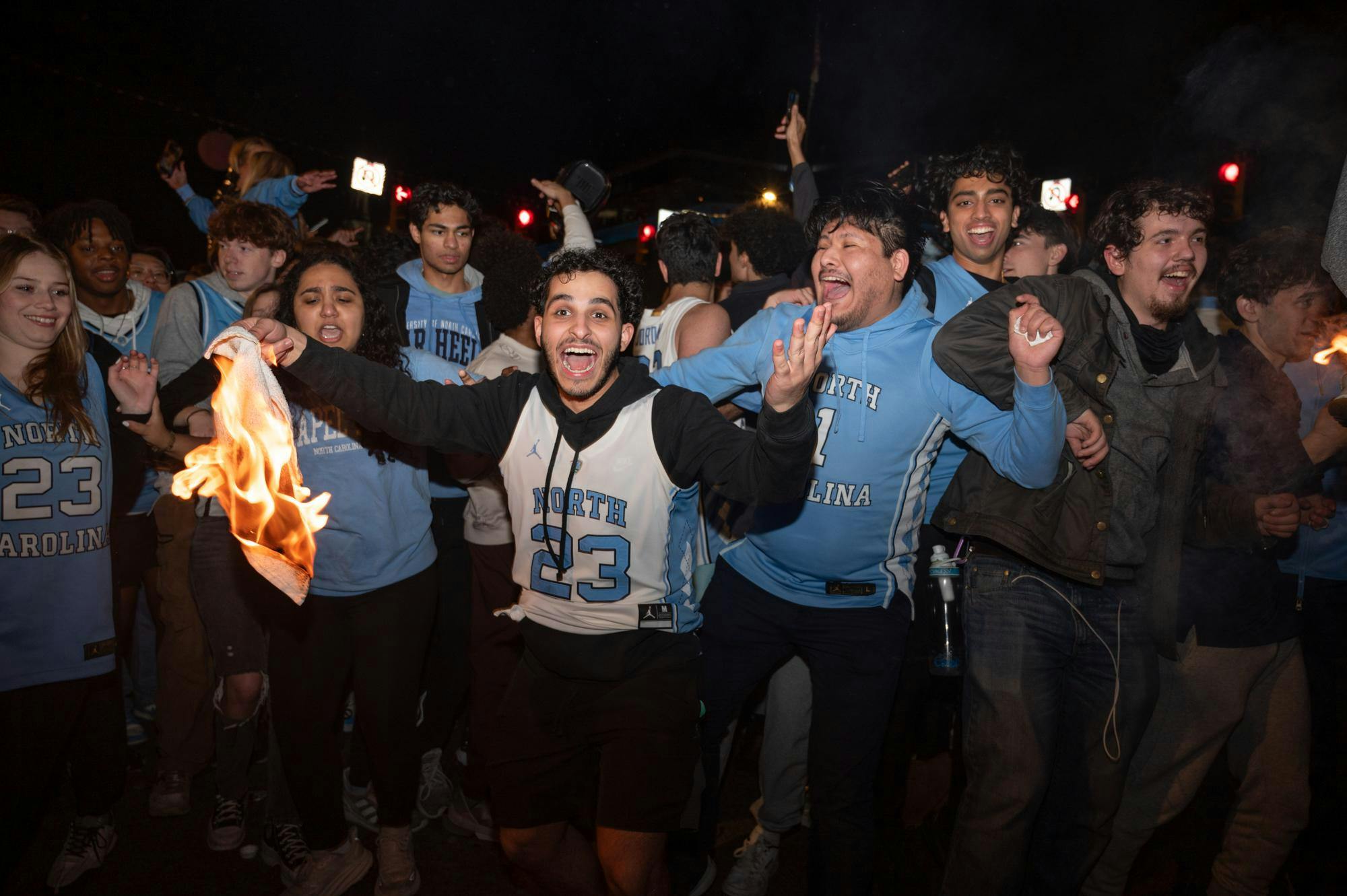 'Amazing Every Single Time': UNC Fans Rush Franklin Street After ...