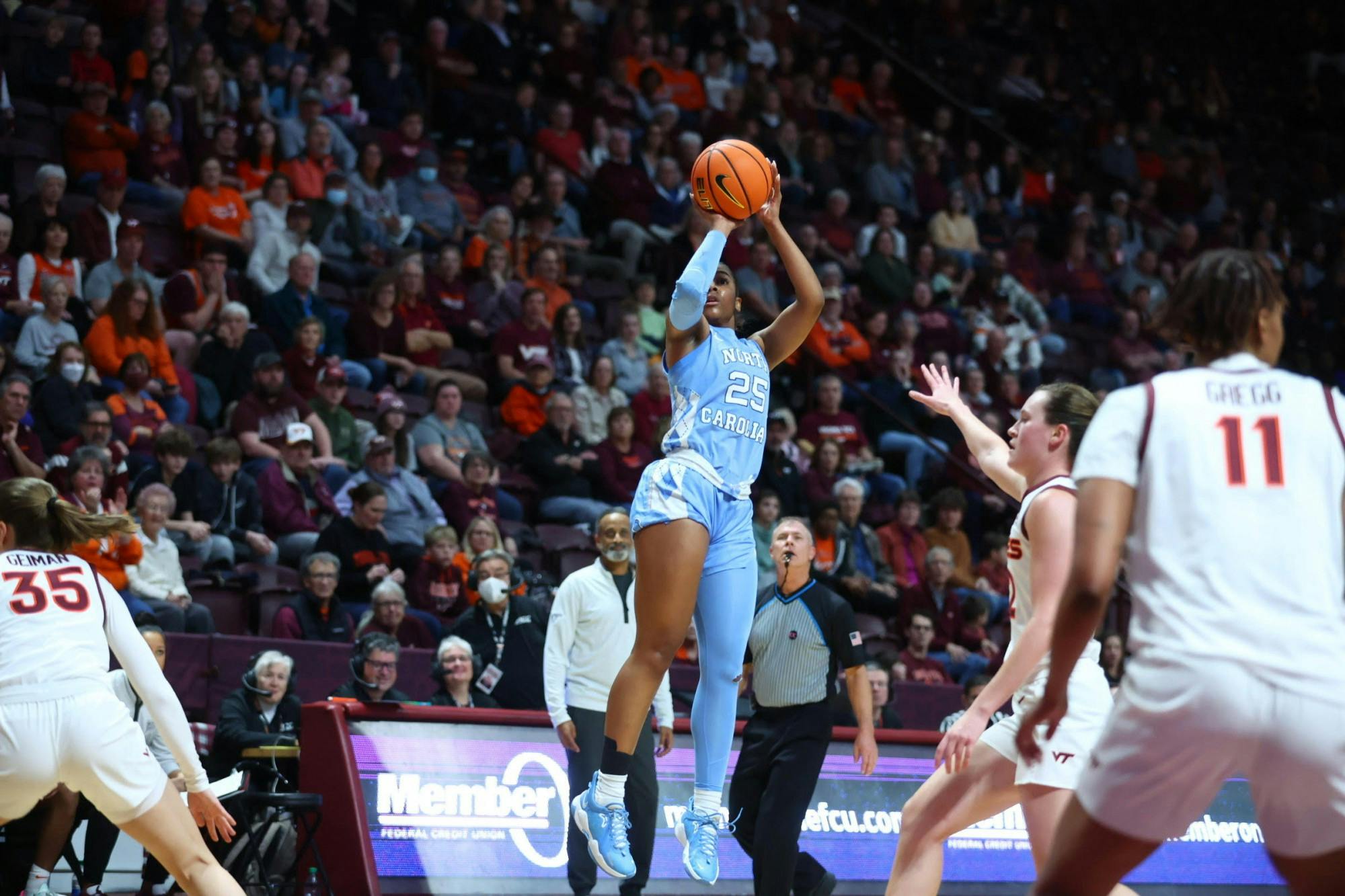 UNC Women's Basketball Loses Second Straight Game At Syracuse, 67-75