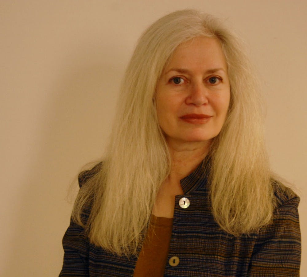 Amy Hempel, short story writer, journalist and professor, speaks at Donovan Lounge in Greenlaw on Monday afternoon inspiring her listeners with beautiful fictional prose.