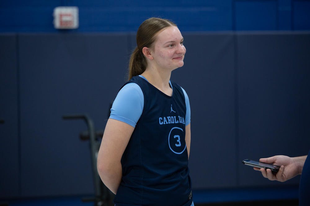 20241025_Soukthavone_sports-womens-bball-media-day-1.CR2