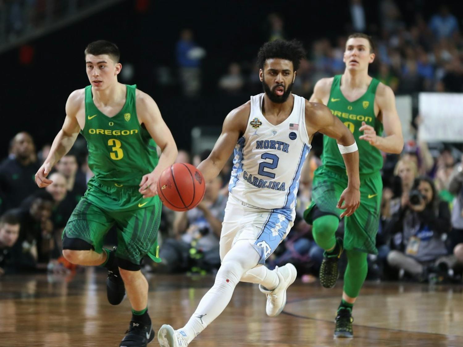 North Carolina guard Joel Berry (2) dribbles up court against Oregon in the teams' Final Four matchup on Saturday in Phoenix.