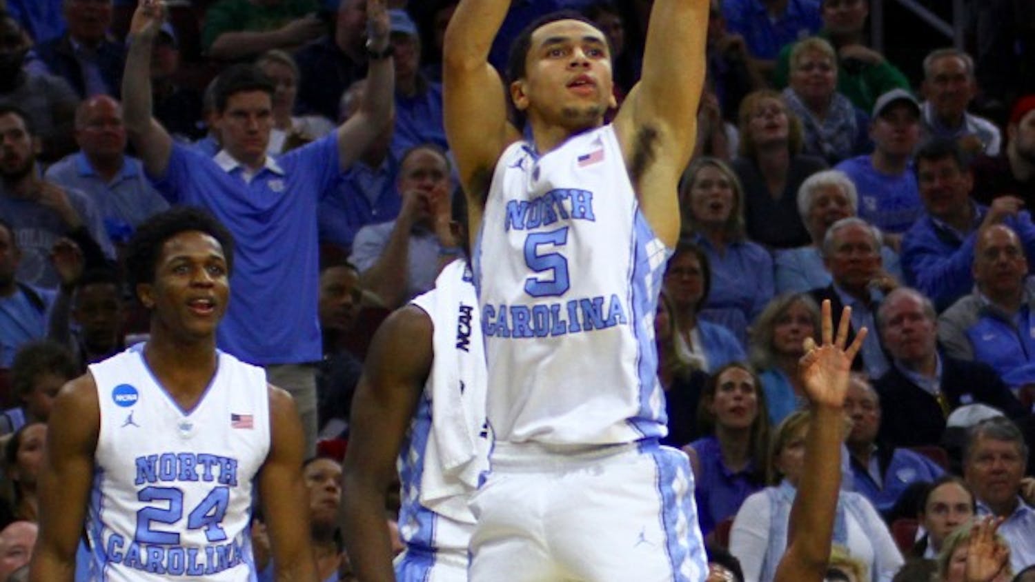 Marcus Paige shoots a 3-point shot during the second half.