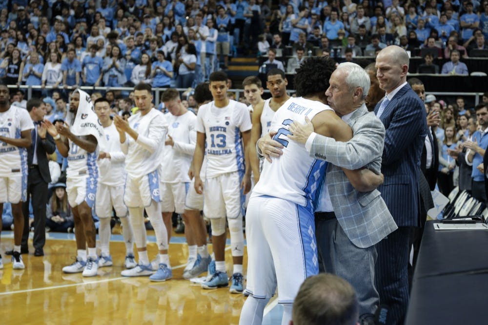 Roy Williams Court dedicated during UNC basketball reunion weekend ...