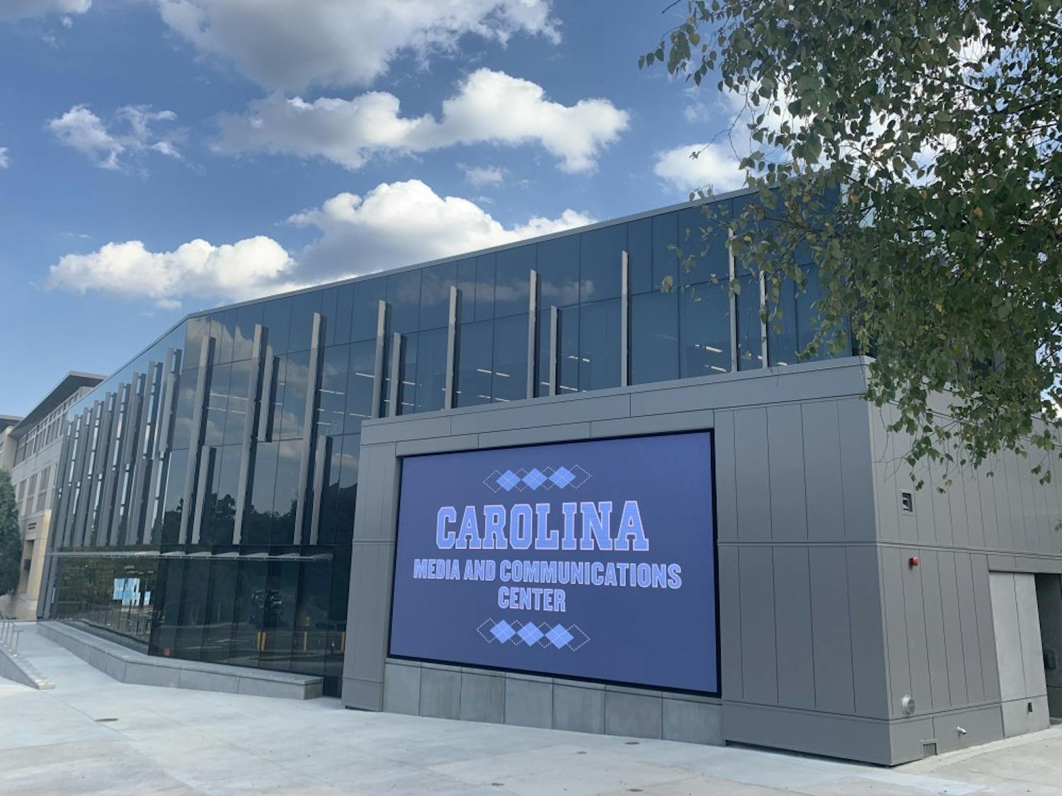 The Media and Communications Center opened at the start of the 2019-2020 academic year. Positioned directly beside the Smith Center, it will aim to foster new opportunities for media members including students, students athletes, and members of the athletics department. 