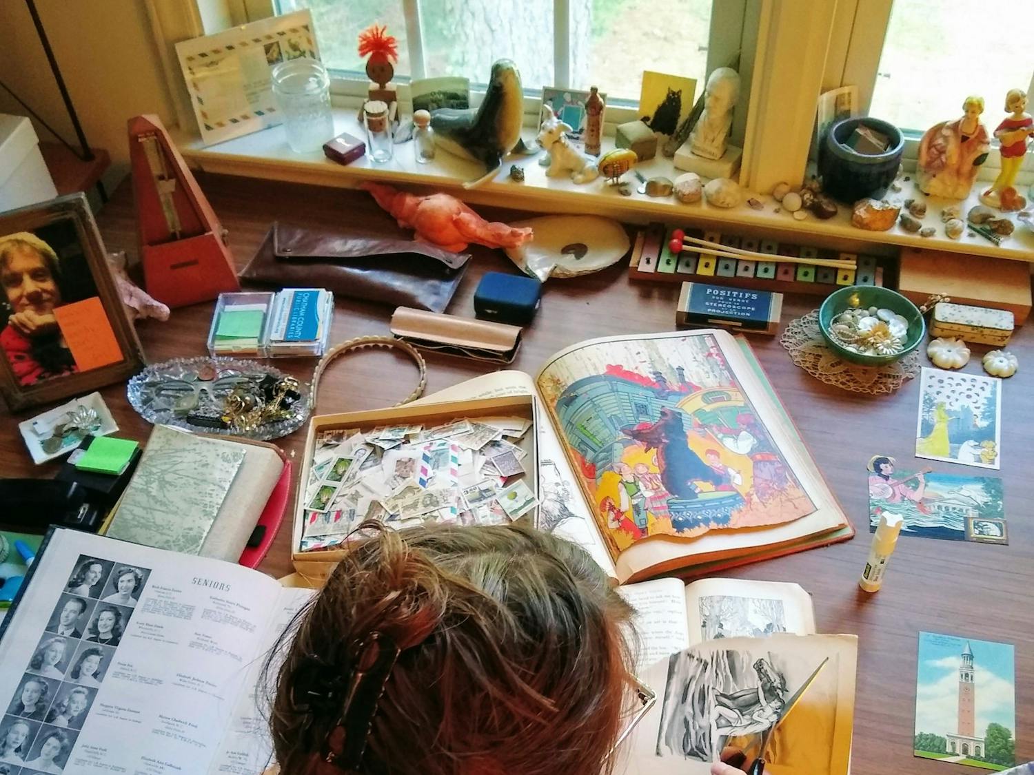 Artist Wendy Spitzer, as known as Felix Obelix, creating artwork. Photo courtesy of Billy Sugarfix.