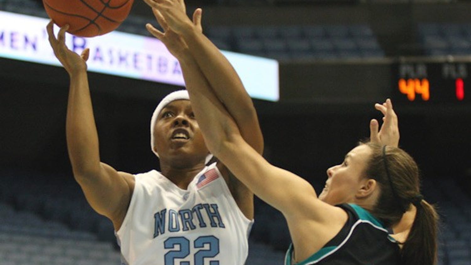 Junior Cetera DeGraffenreid paced North Carolina with 20 points. She added eight assists and eight steals. DTH/Will Cooper