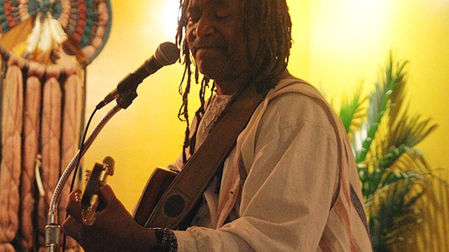 	Gregory Blaine plays reggae jazz and blues at Oasis coffee shop almost every weekend as a popular local musician.