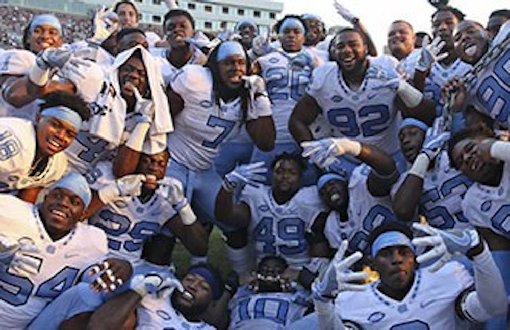 The UNC football team poses for a picture after its victory over Florida State in Tallahassee on Oct. 1.
