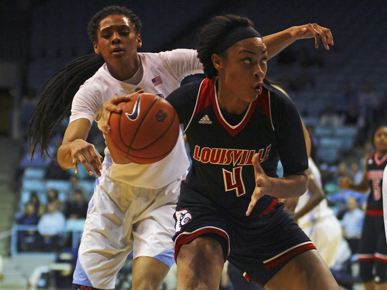 The women's basketball team lost 60-78 to Louisville Thursday night, Feb. 4.
