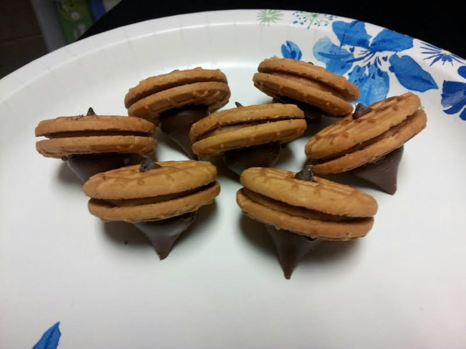 Chocolate Peanut Butter Acorn Treats