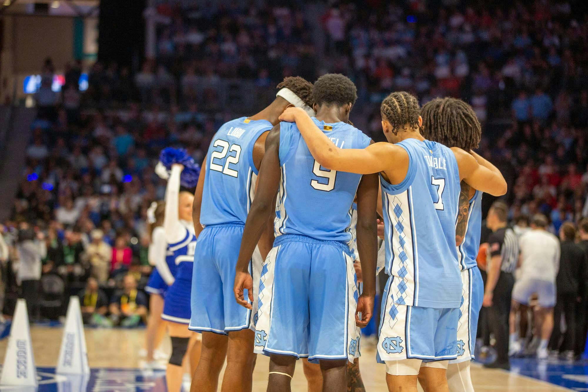 men's basketball team