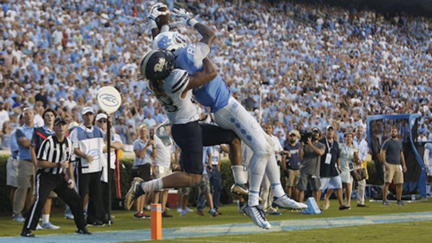UNC wide receiver Bug Howard catches the game winning touchdown with two seconds remaining in regulation against Pitt.