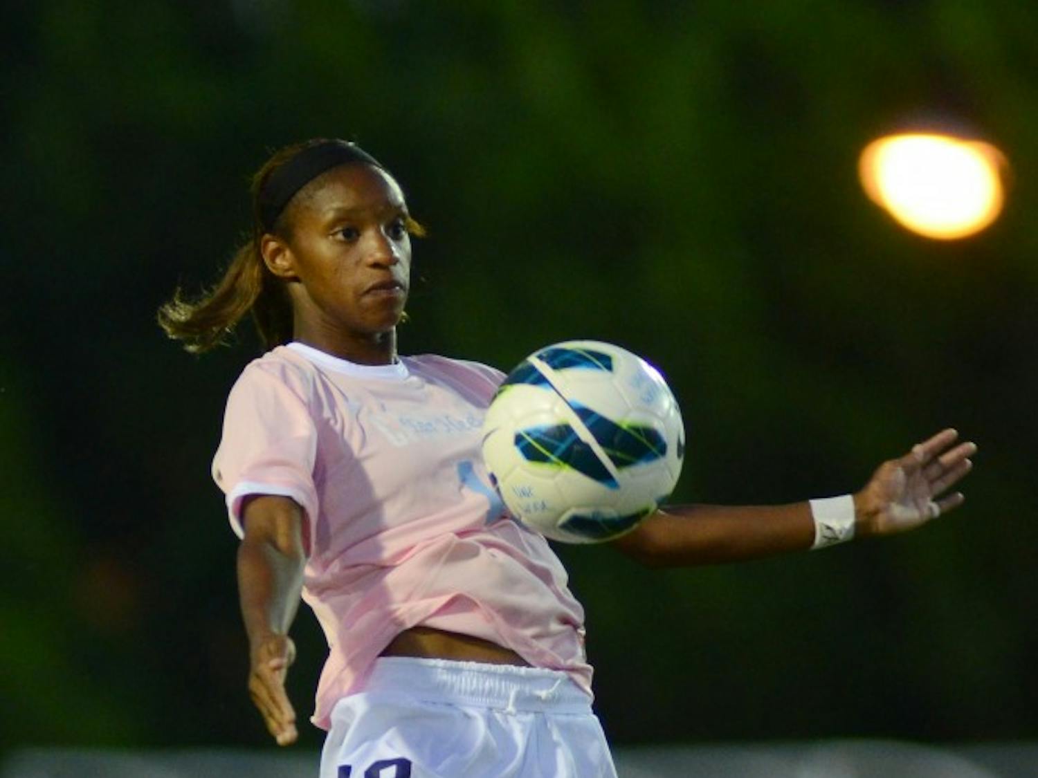 	UNC Women&#8217;s Soccer lost 1-0 to Florida State on September 27th, 2012 at Fetzer Field in Chapel Hill, North Carolina. North Carolina wore pink jerseys in support of breast cancer awareness. UNC moves to 5-3-2 and will play Miami at 1 p.m. Sunday September 30th at Fetzer Field.