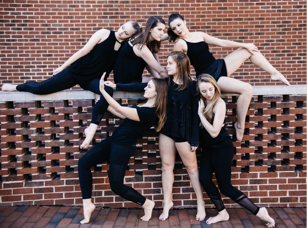 Modernextension Dance Company 
