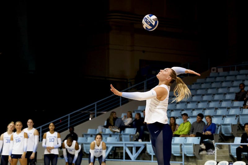 UNC volleyball drops match against No. 5 Louisville, 31